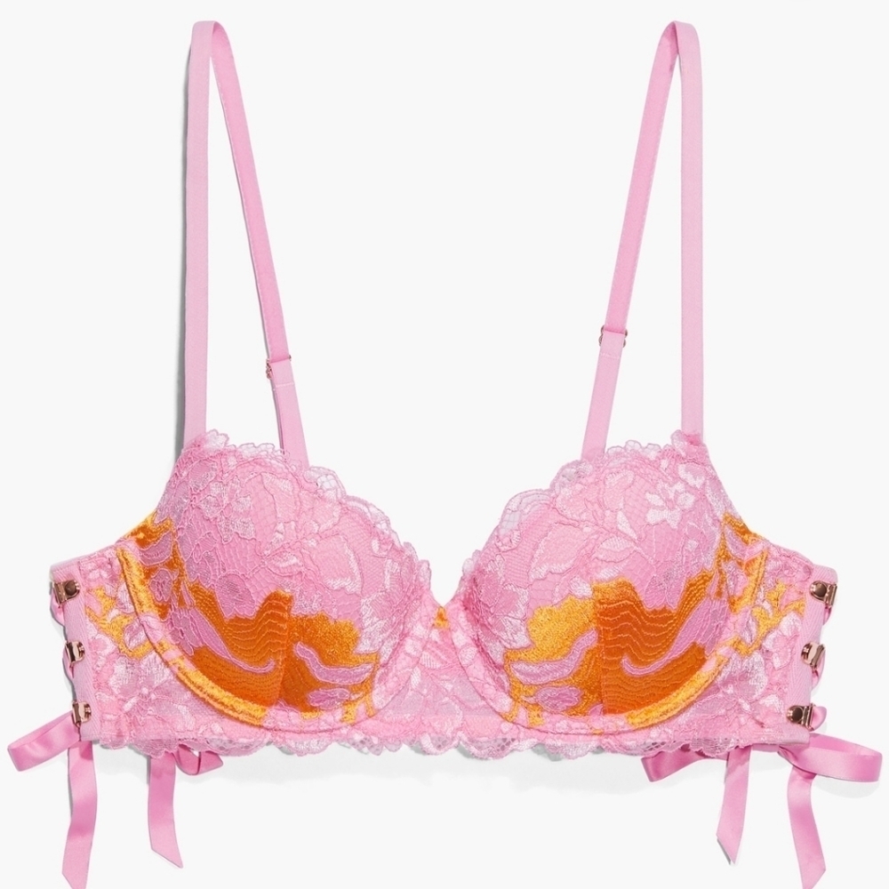 NIP Lace'd Up Padded Low Balconette Bra Lilac Pink Make Me Blush Two Tone Lace
